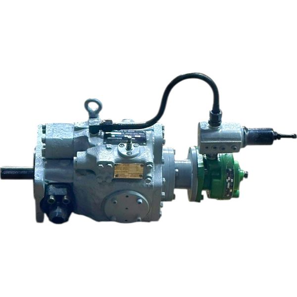 Насос аксиально-поршневой регулируемый 1РНАС90/32