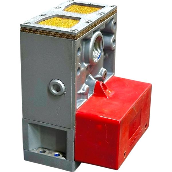 Пневмораспределитель У71-24А